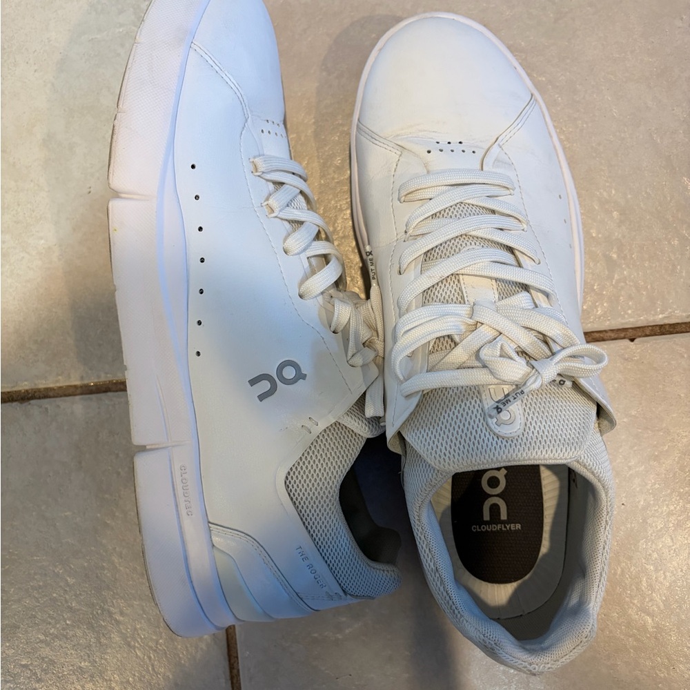 On Cloud The Roger Men's White Sneakers